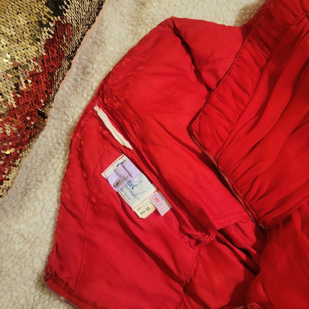 Extra Photos - Vintage Red Strapless Maxi Dress